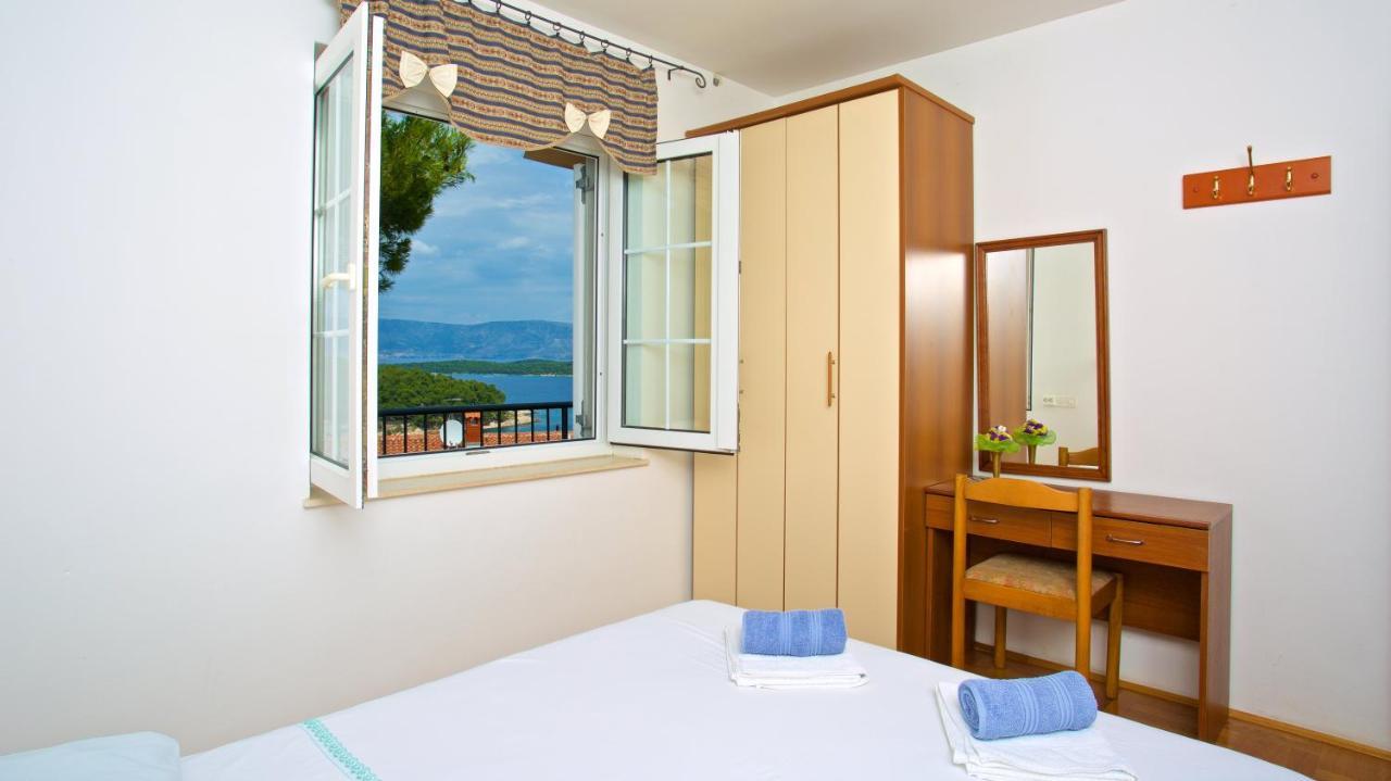 Apartments Kalina イェルサ エクステリア 写真